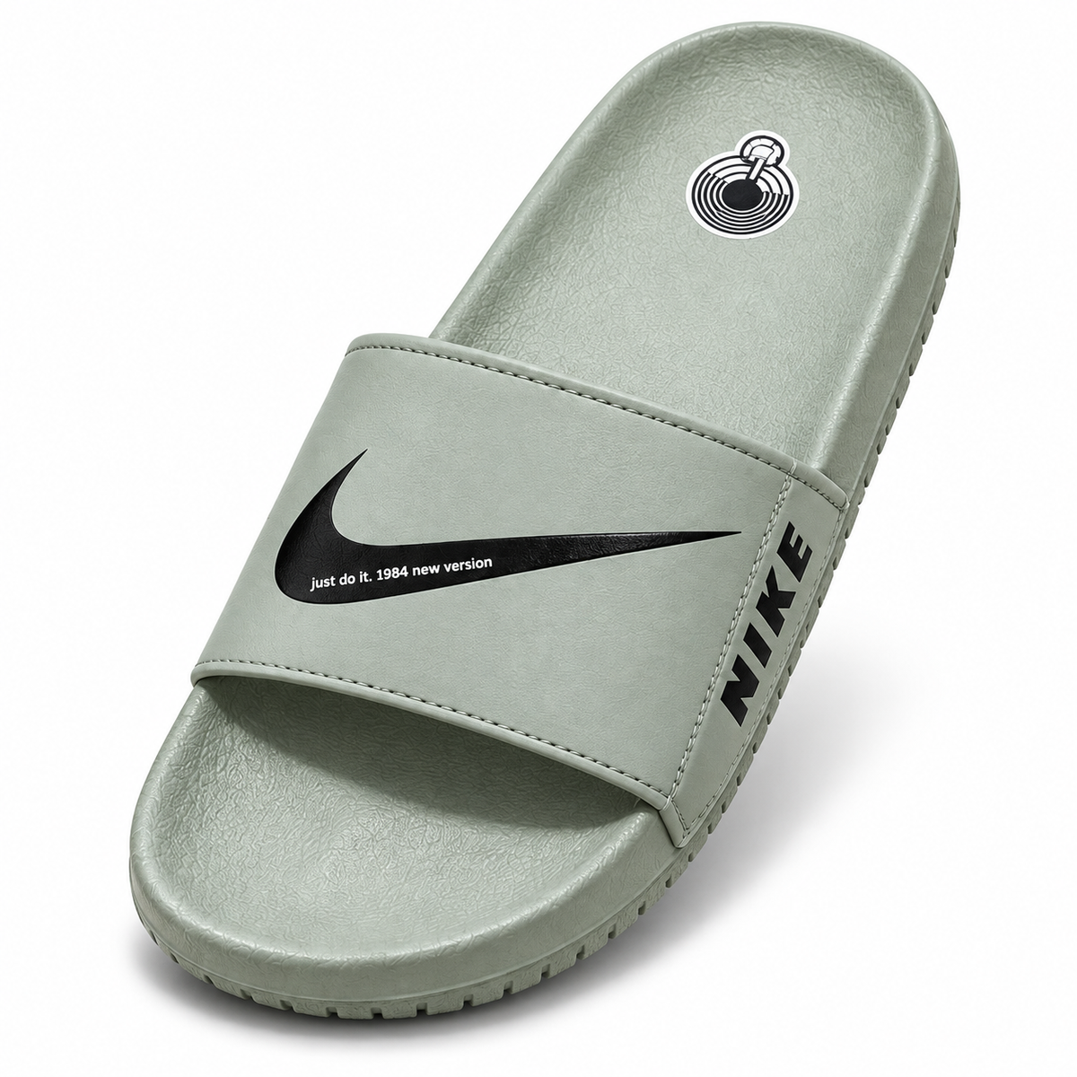 066-7 single shoe on white