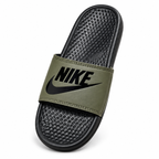 815字-2 single shoe on white