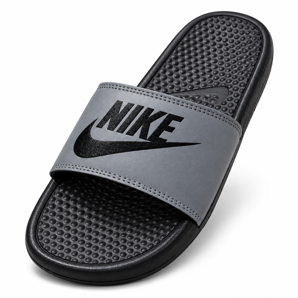 815字 single shoe on white