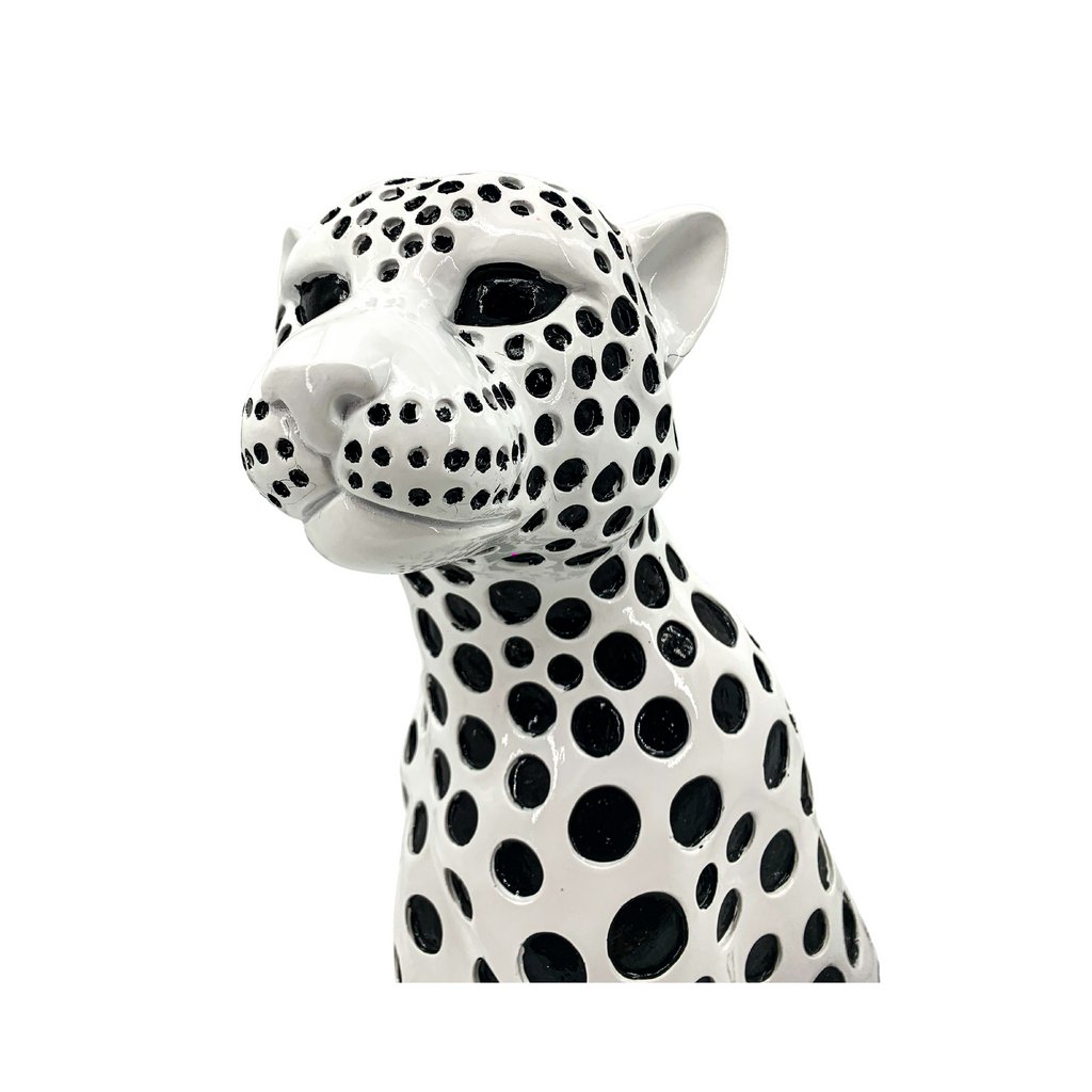 Cheetah Statue Decorative Animal Figurine for Home, Office, Living Room, Bedroom, Nursery