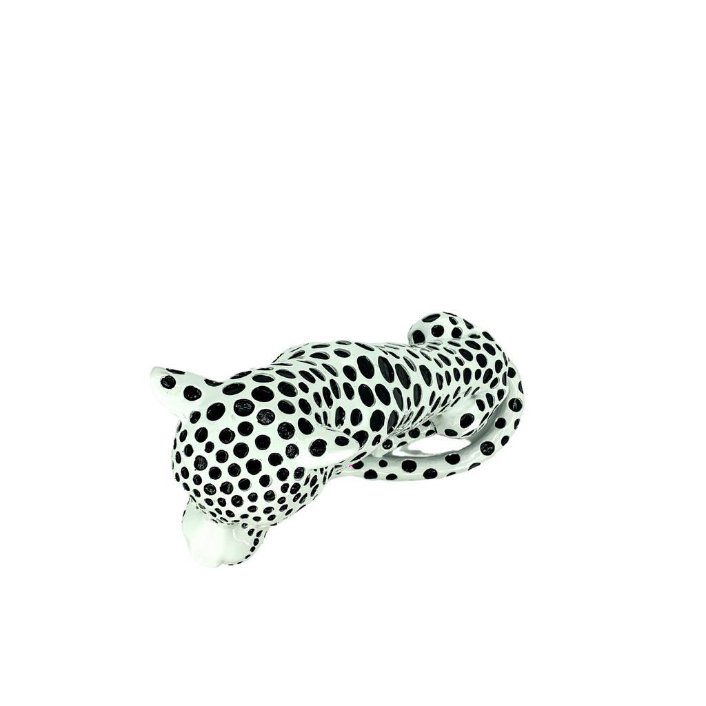 Cheetah Statue Decorative Animal Figurine for Home, Office, Living Room, Bedroom, Nursery