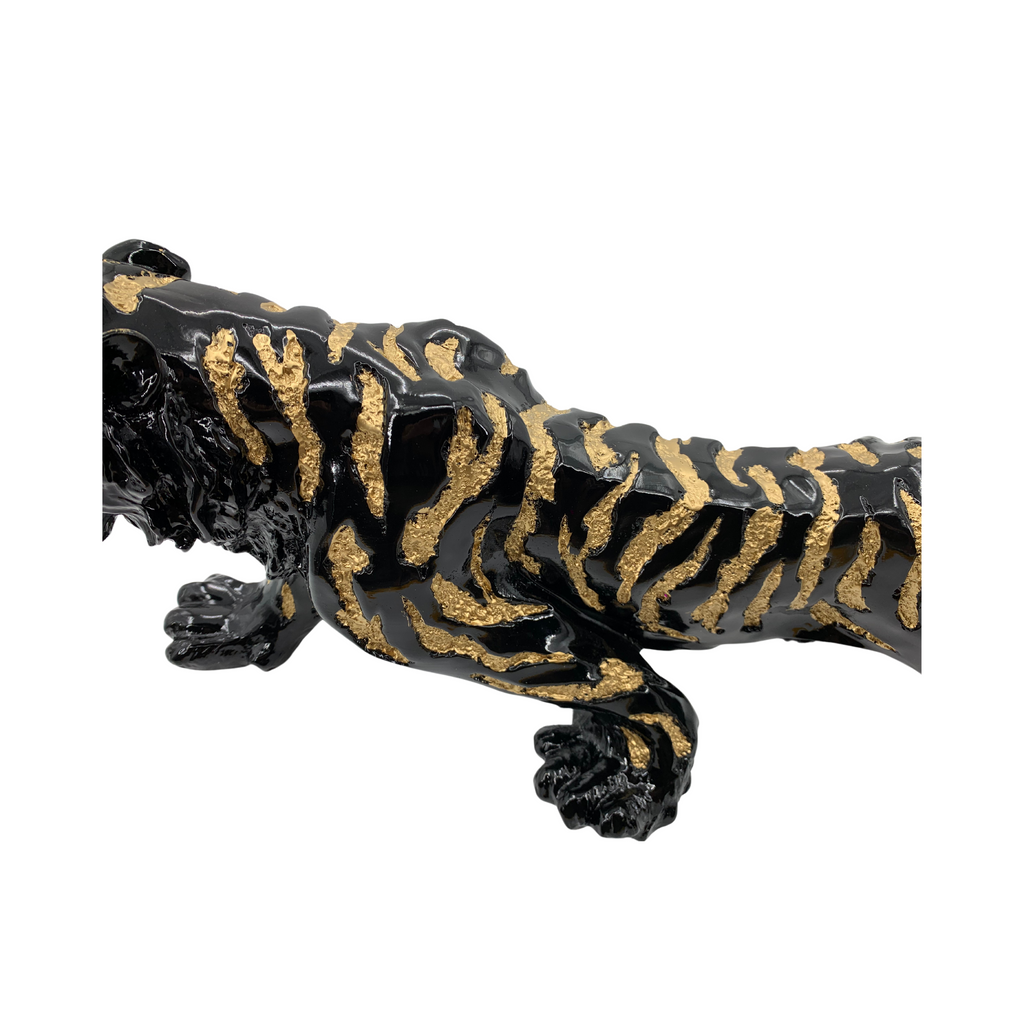 Decorative Tiger Statue Figurine for Home and Office, Animal Collectibles, Black